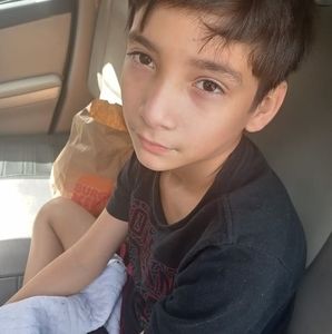 Meet your Posher, Leonel